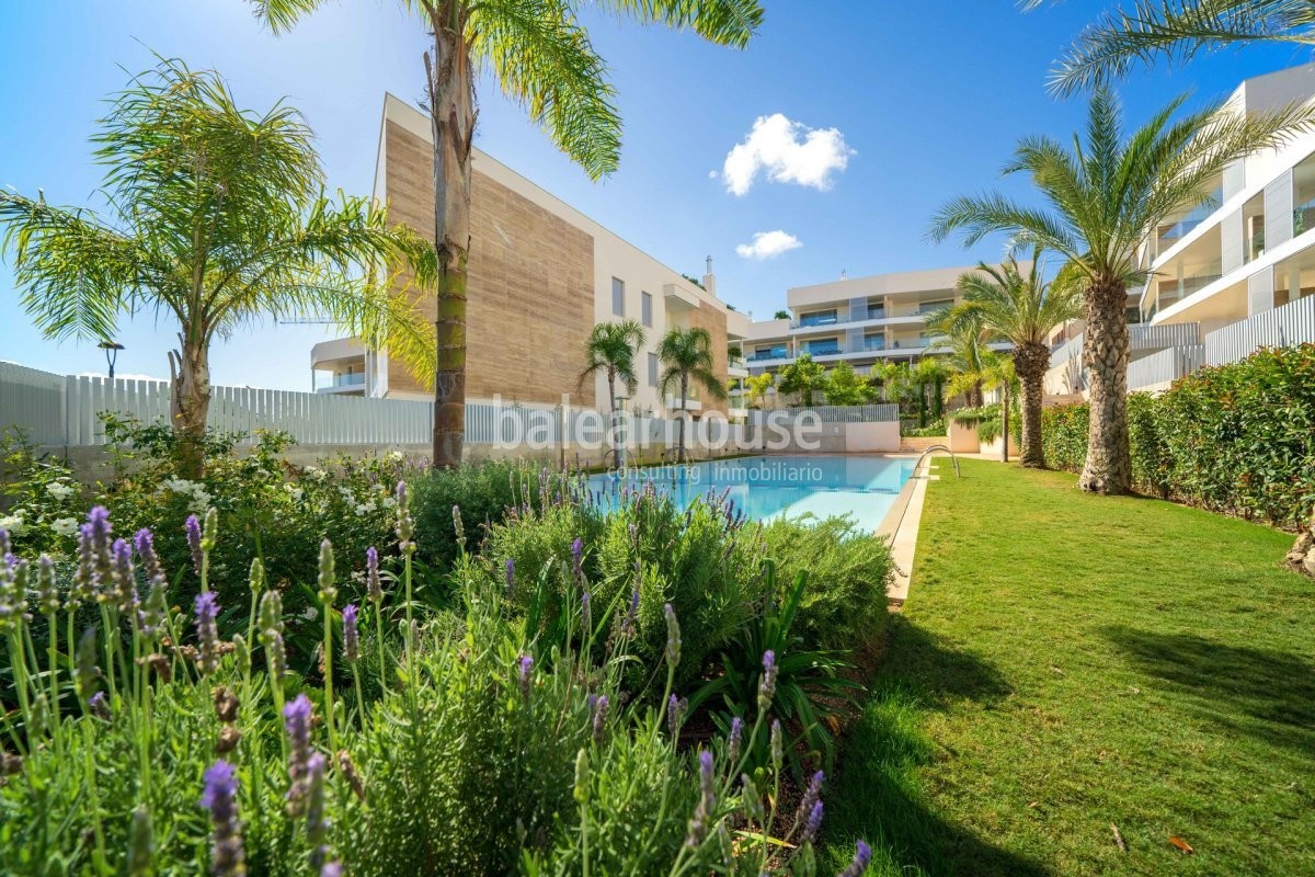 Excellent south-facing flat in Palma in a well-kept complex next to the golf course.