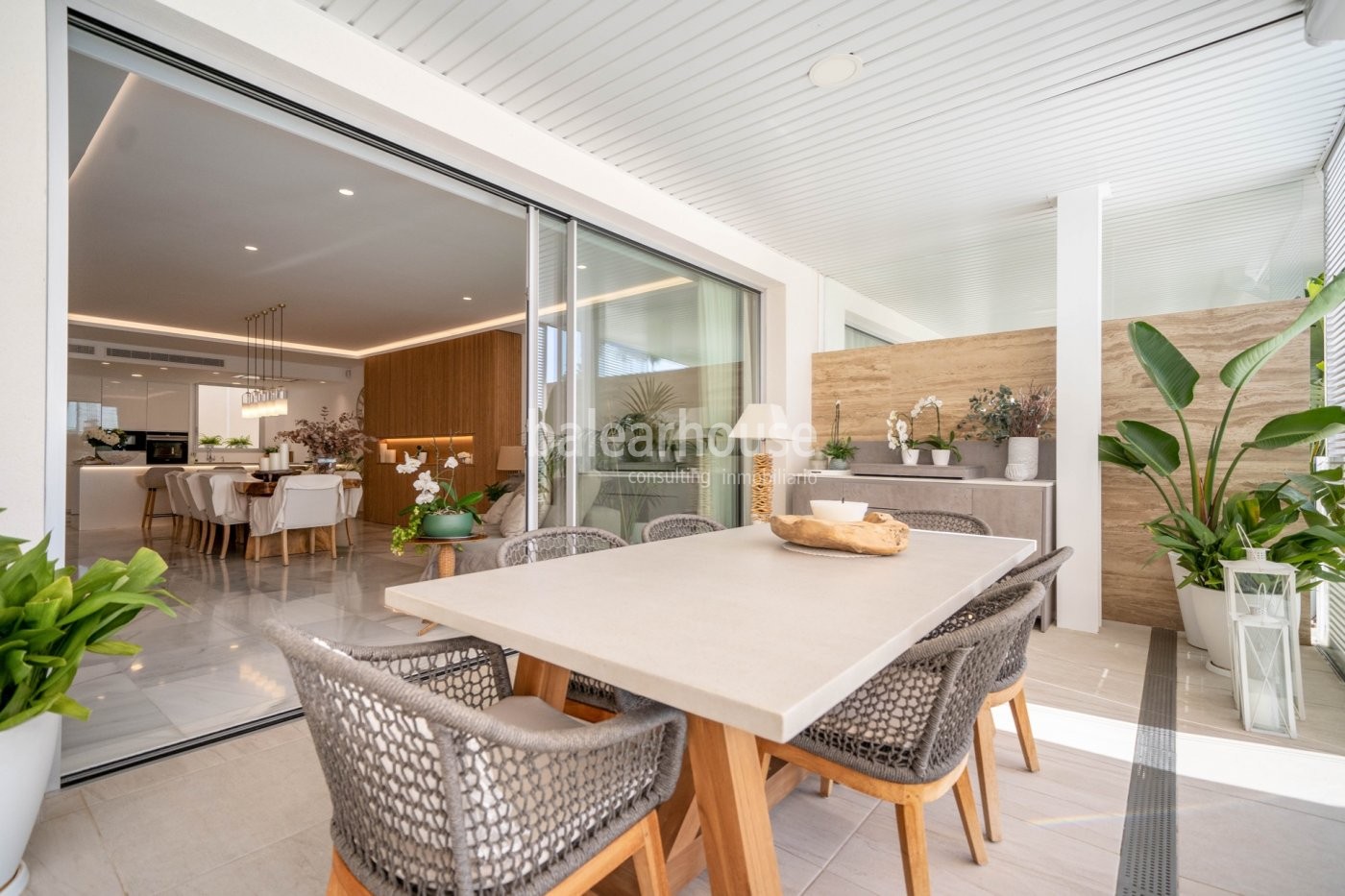 Excellent south-facing flat in Palma in a well-kept complex next to the golf course.