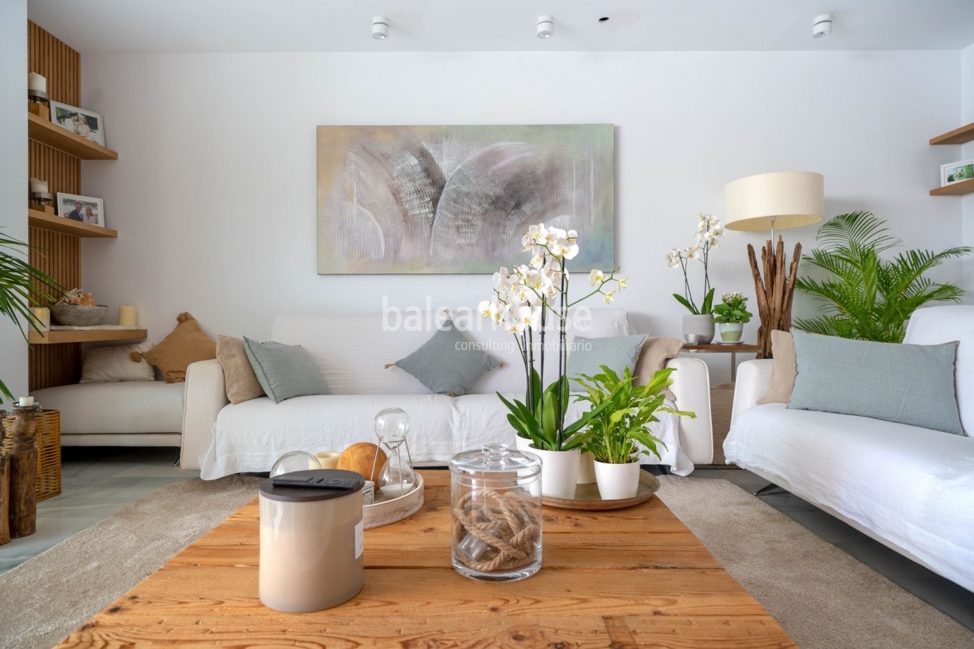 Excellent south-facing flat in Palma in a well-kept complex next to the golf course.
