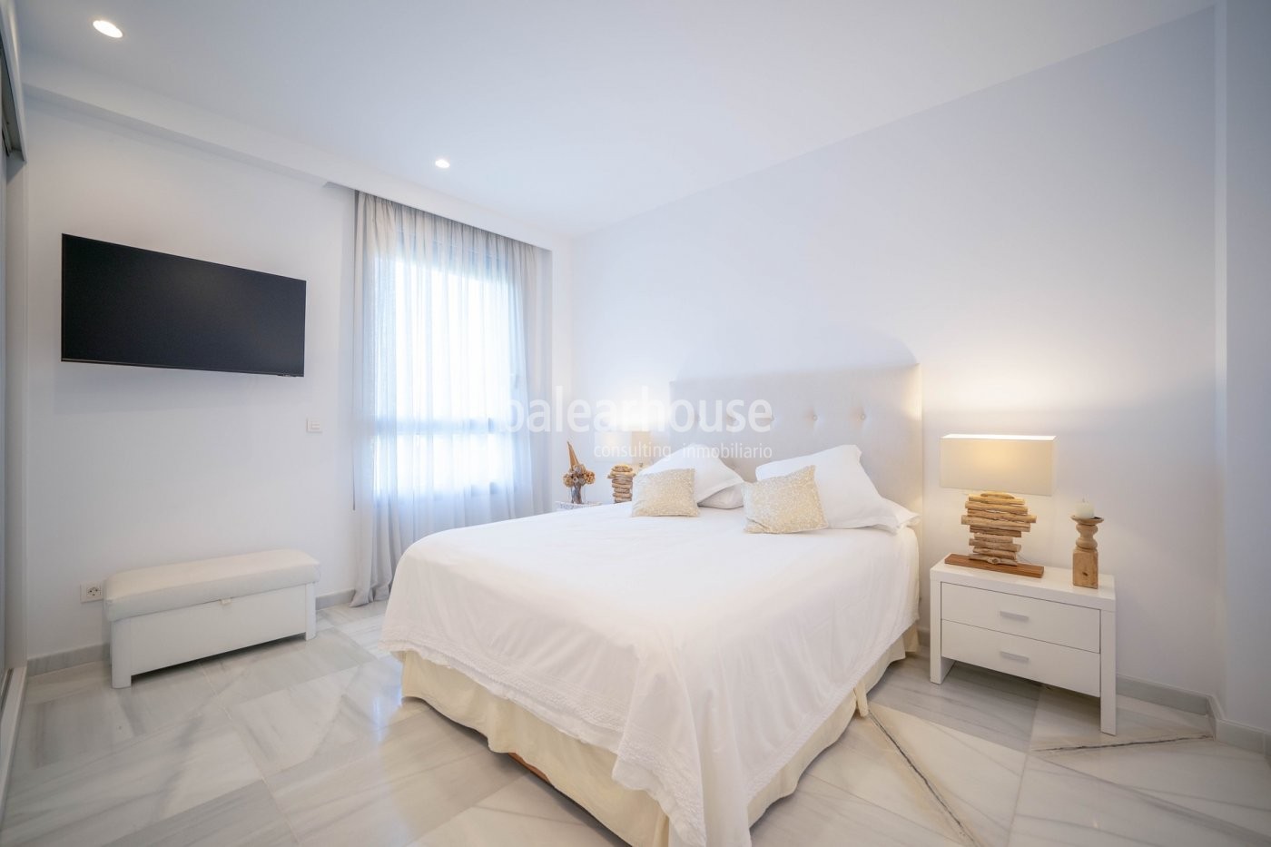 Excellent south-facing flat in Palma in a well-kept complex next to the golf course.