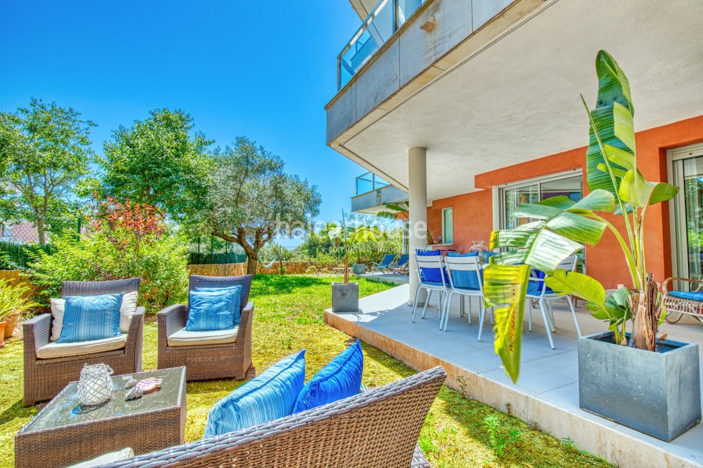 Impresionante planta baja con jardín en lujoso complejo residencial en Sol de Mallorca