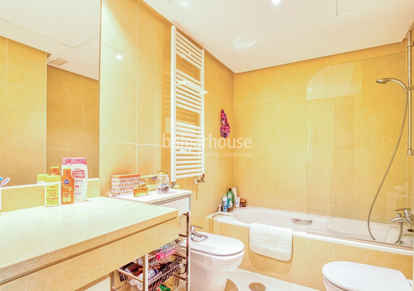 Stunning ground floor with garden in luxurious residential complex in Sol de Mallorca