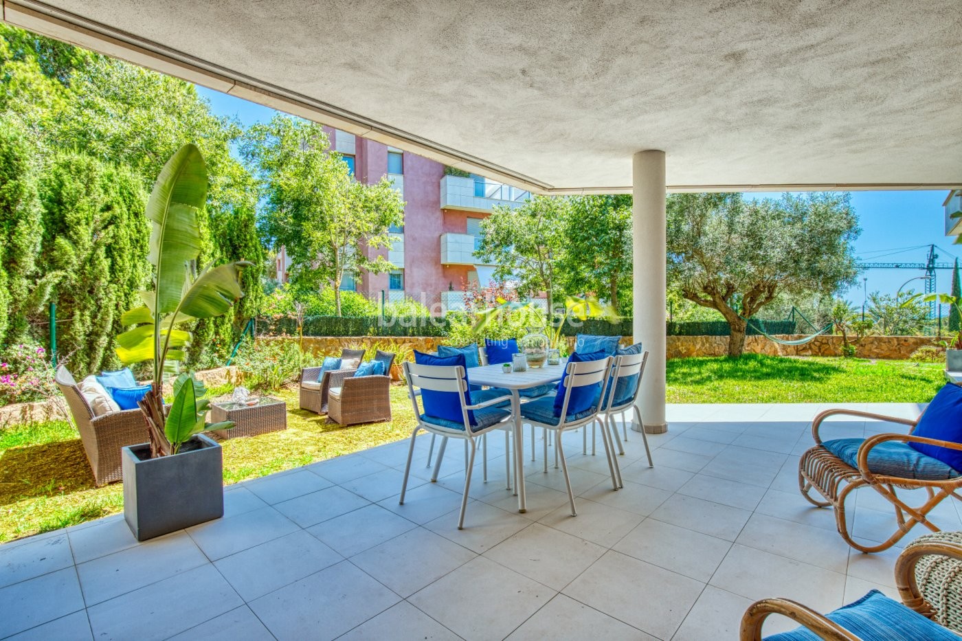 Impresionante planta baja con jardín en lujoso complejo residencial en Sol de Mallorca