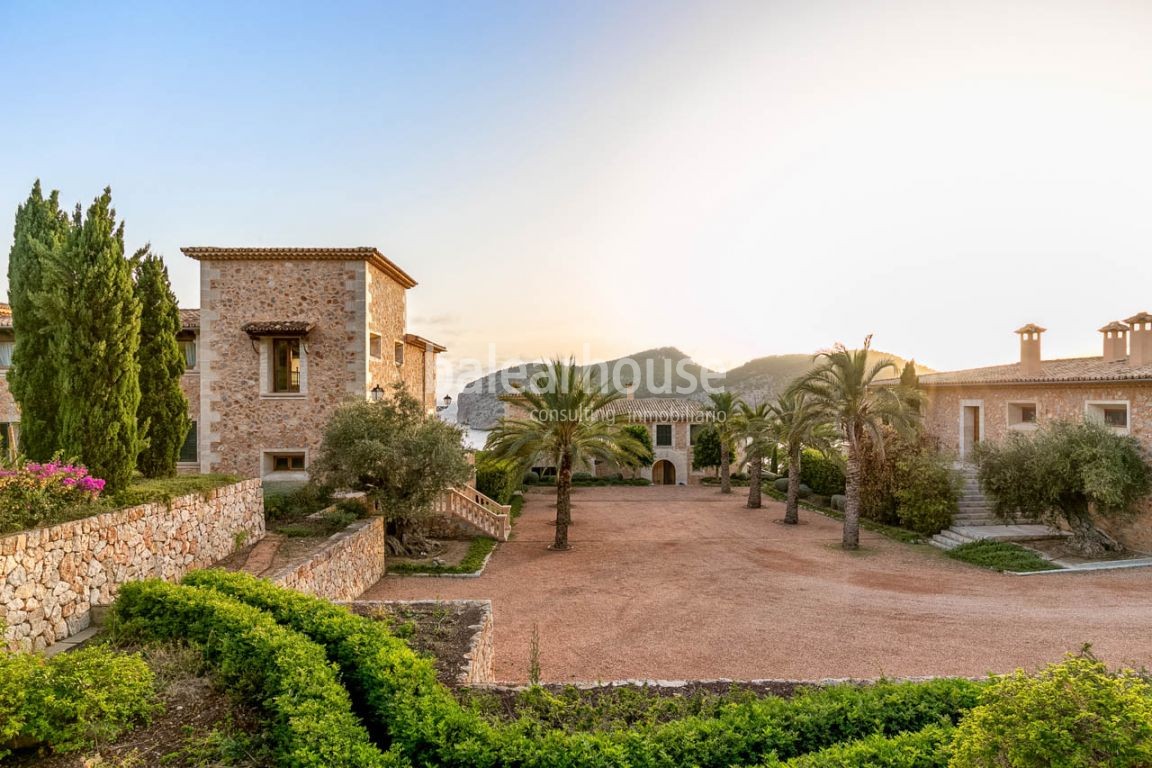 Posesión con increíbles vistas al mar en un oasis privado de 400.000 m2