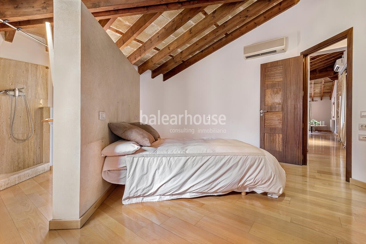 Großes Penthouse im historischen Zentrum von Palma mit großer Terrasse und Blick auf die Stadt.