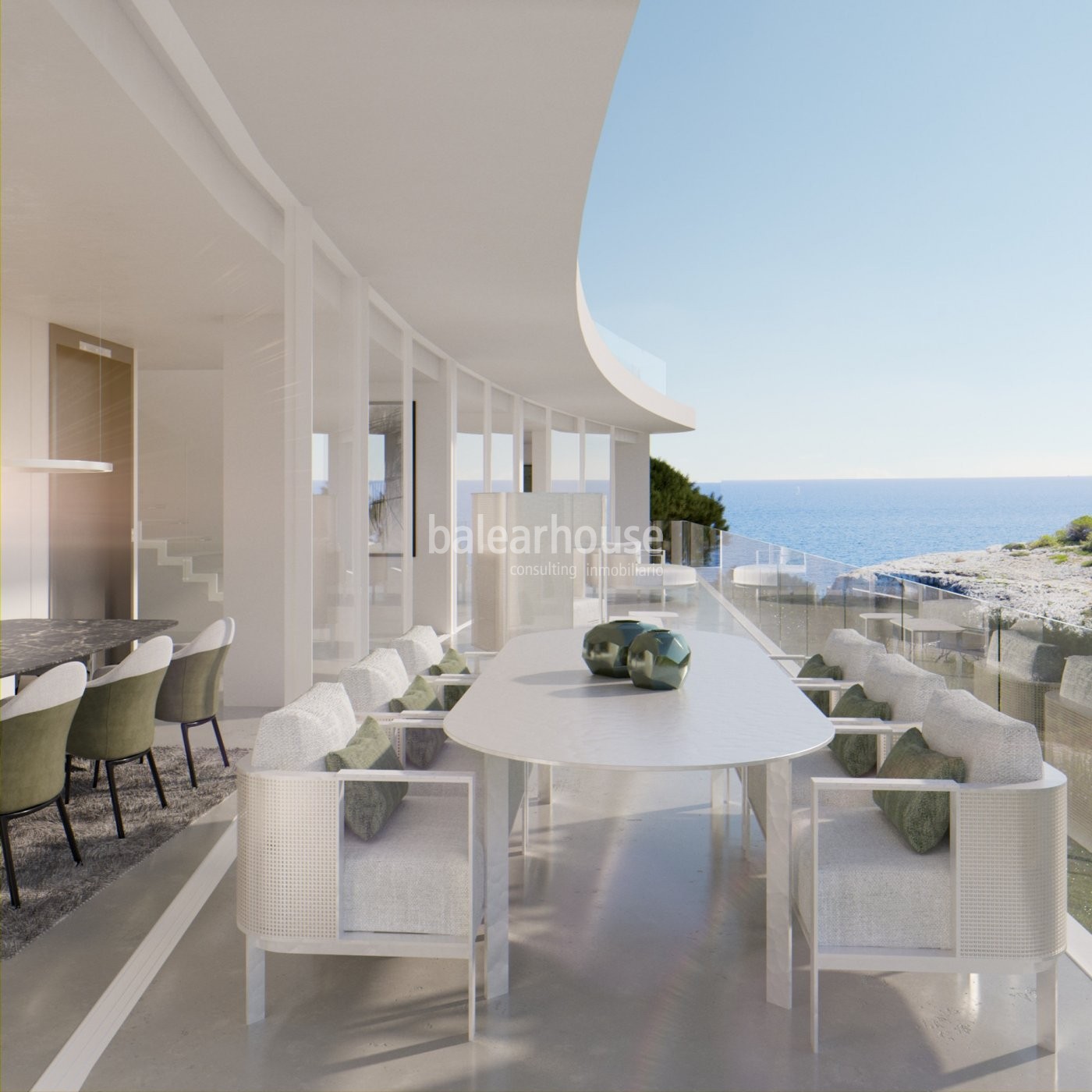 Extraordinaria villa única por su diseño y vistas ubicada en primera línea de mar en Porto Cristo.