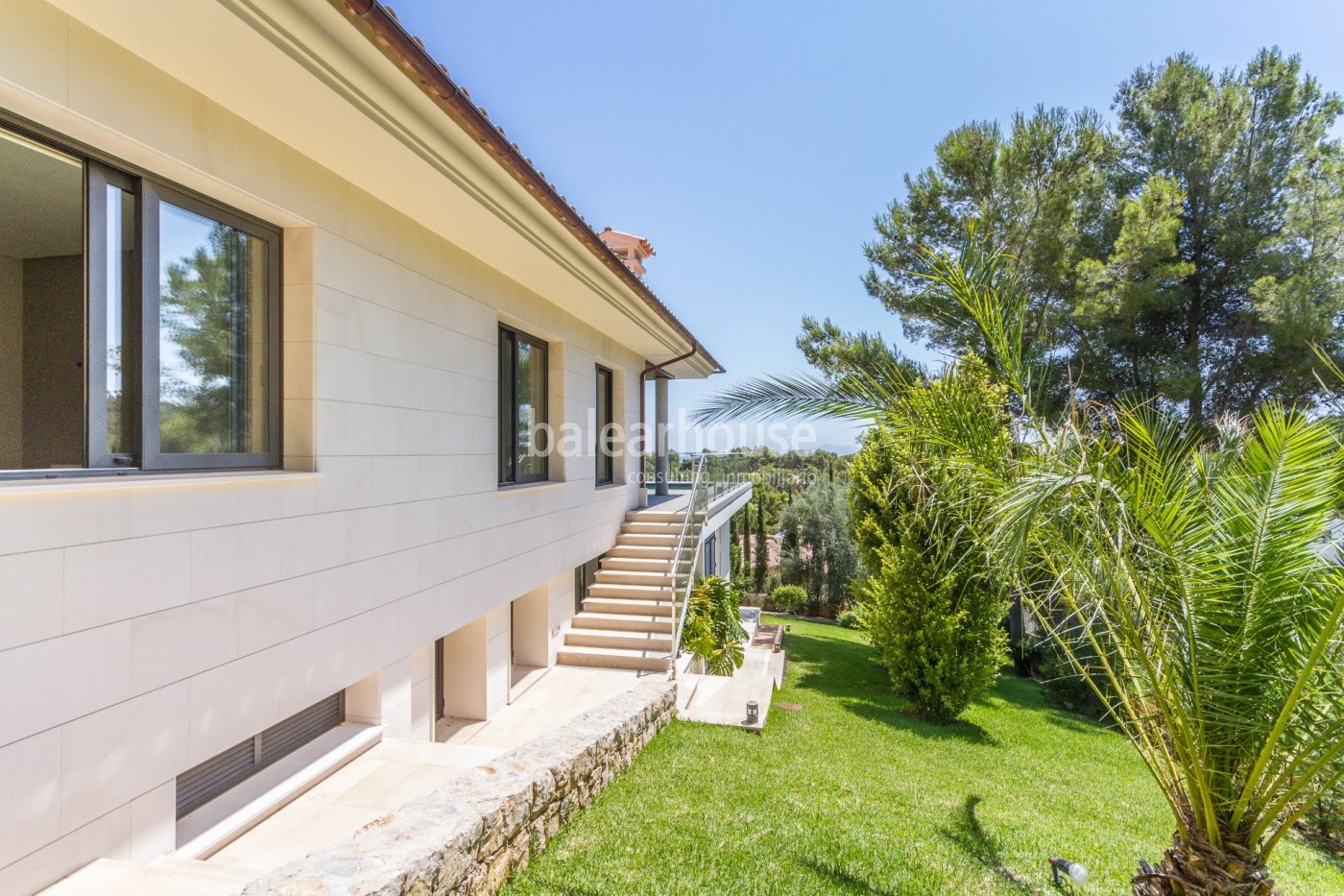 Große Villa mit Schwimmbad, Terrassen und schöner Aussicht in der exklusiven Gegend von Son Vida