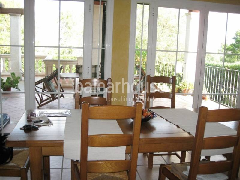 BEAUTIFUL FAMILY VILLA WITH GARDEN AND SEA VIEWS IN CALA VINYAS