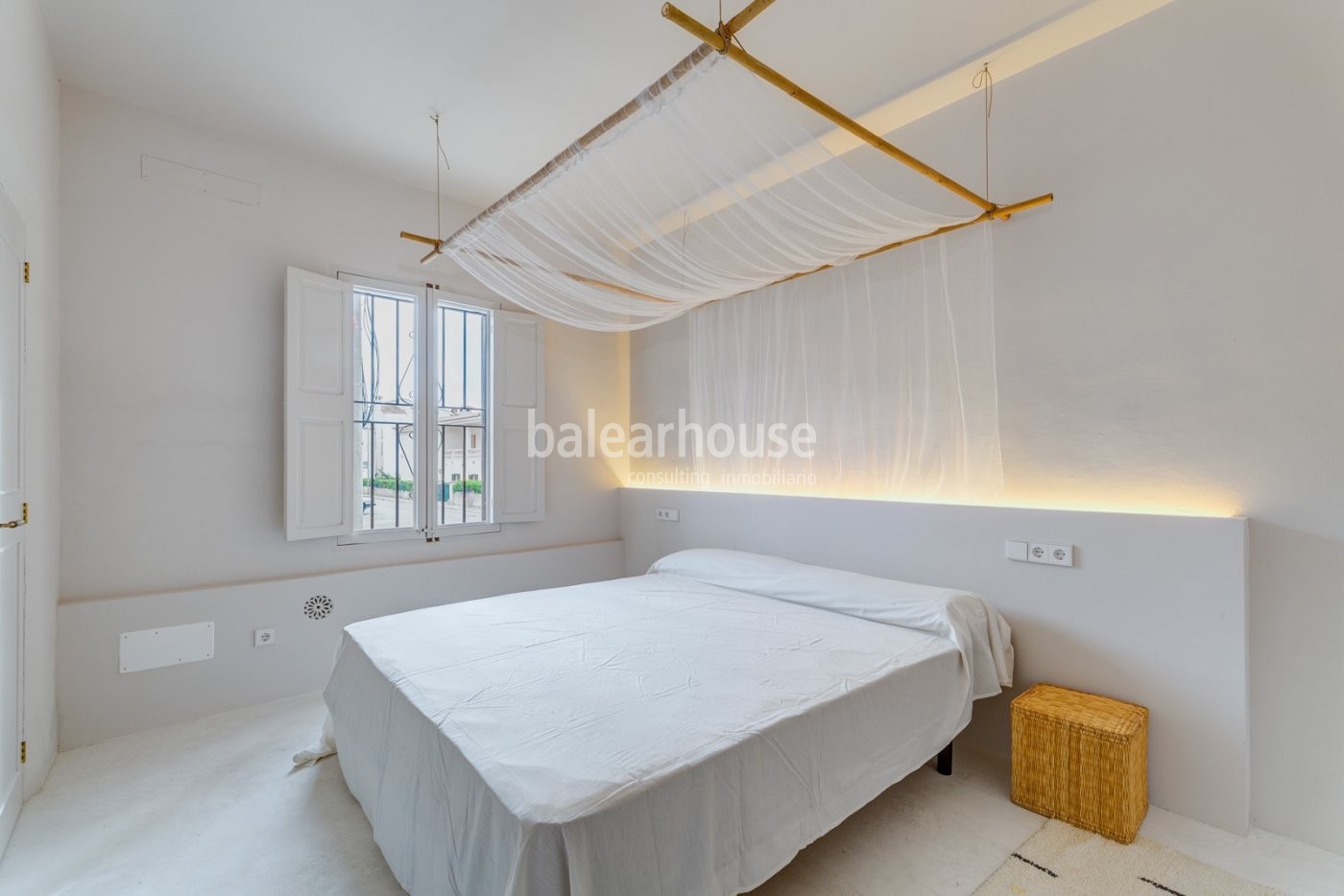 Excellent brand new house full of light and charm very close to the beaches and port of Cala Ratjada