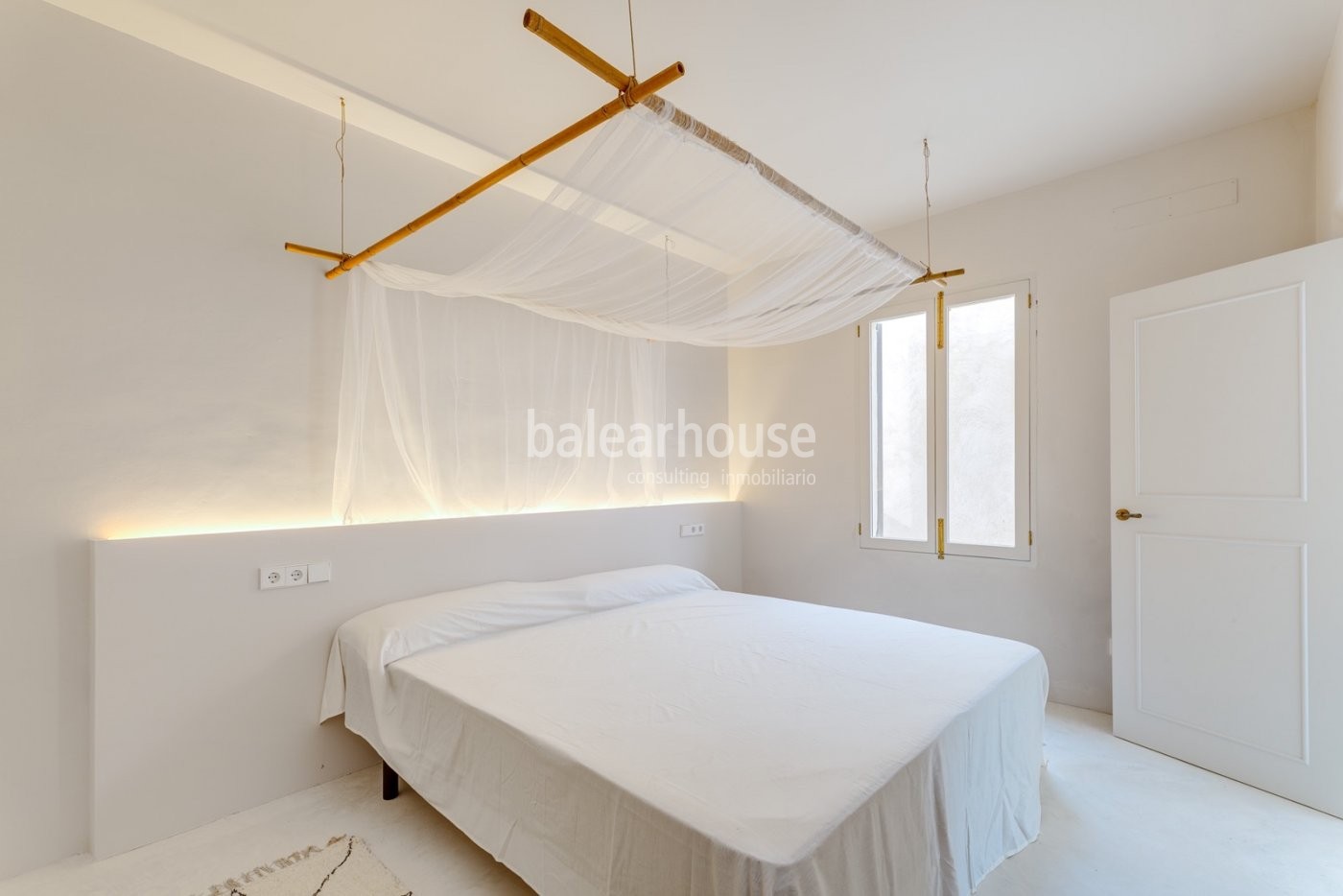 Excellent brand new house full of light and charm very close to the beaches and port of Cala Ratjada