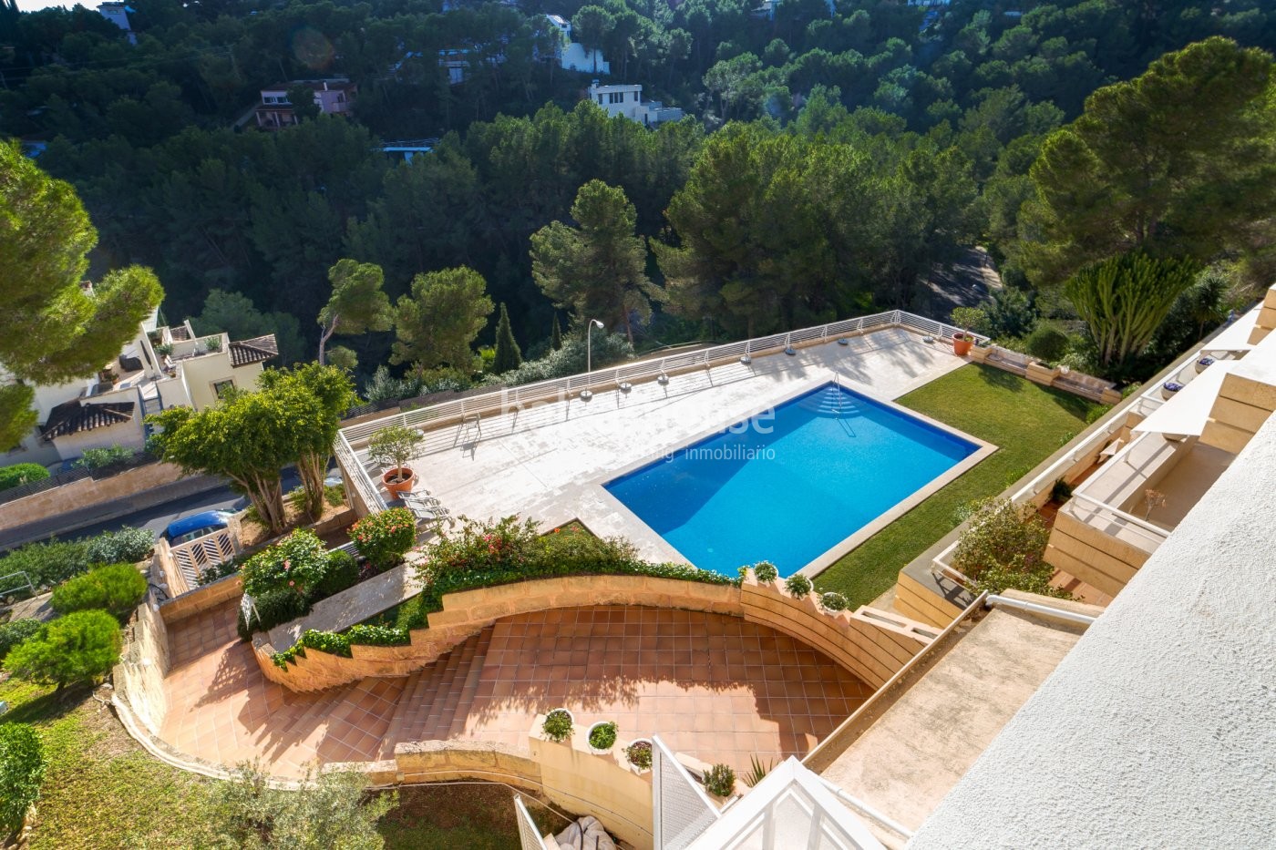Large light-filled flat with fantastic views of the sea and the green surroundings of Cas Catalá.