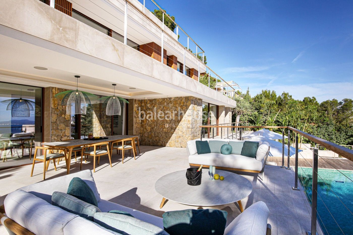 Large villa of contemporary design and high quality with marvellous sea views in Cas Catalá