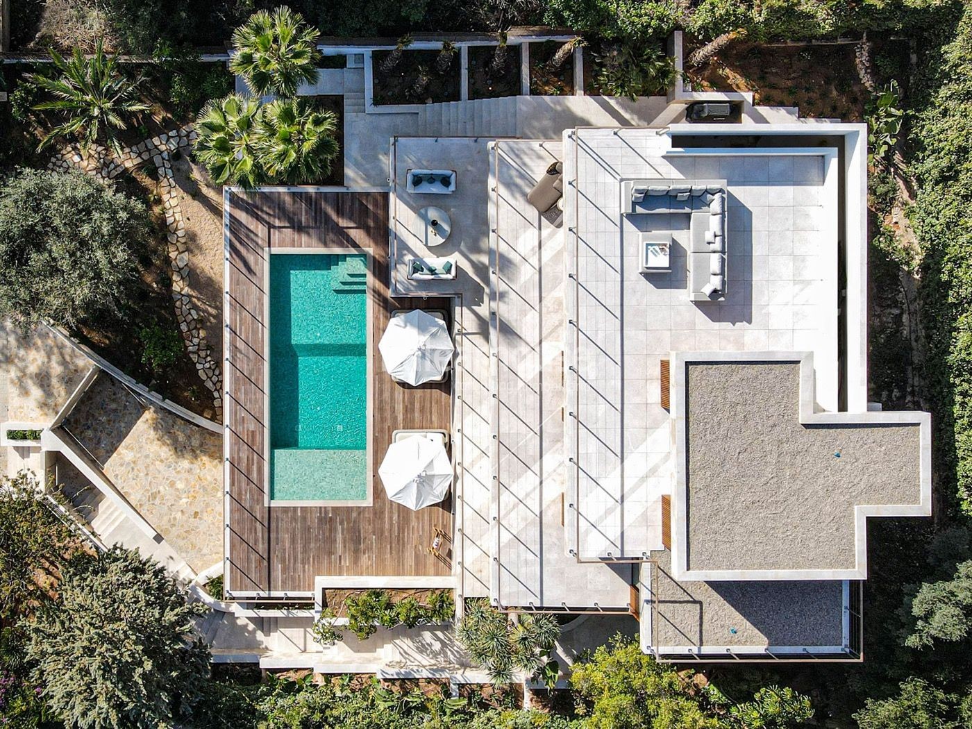 Gran villa de diseño contemporáneo y altas calidades con maravillosas vistas al mar en Cas Catalá