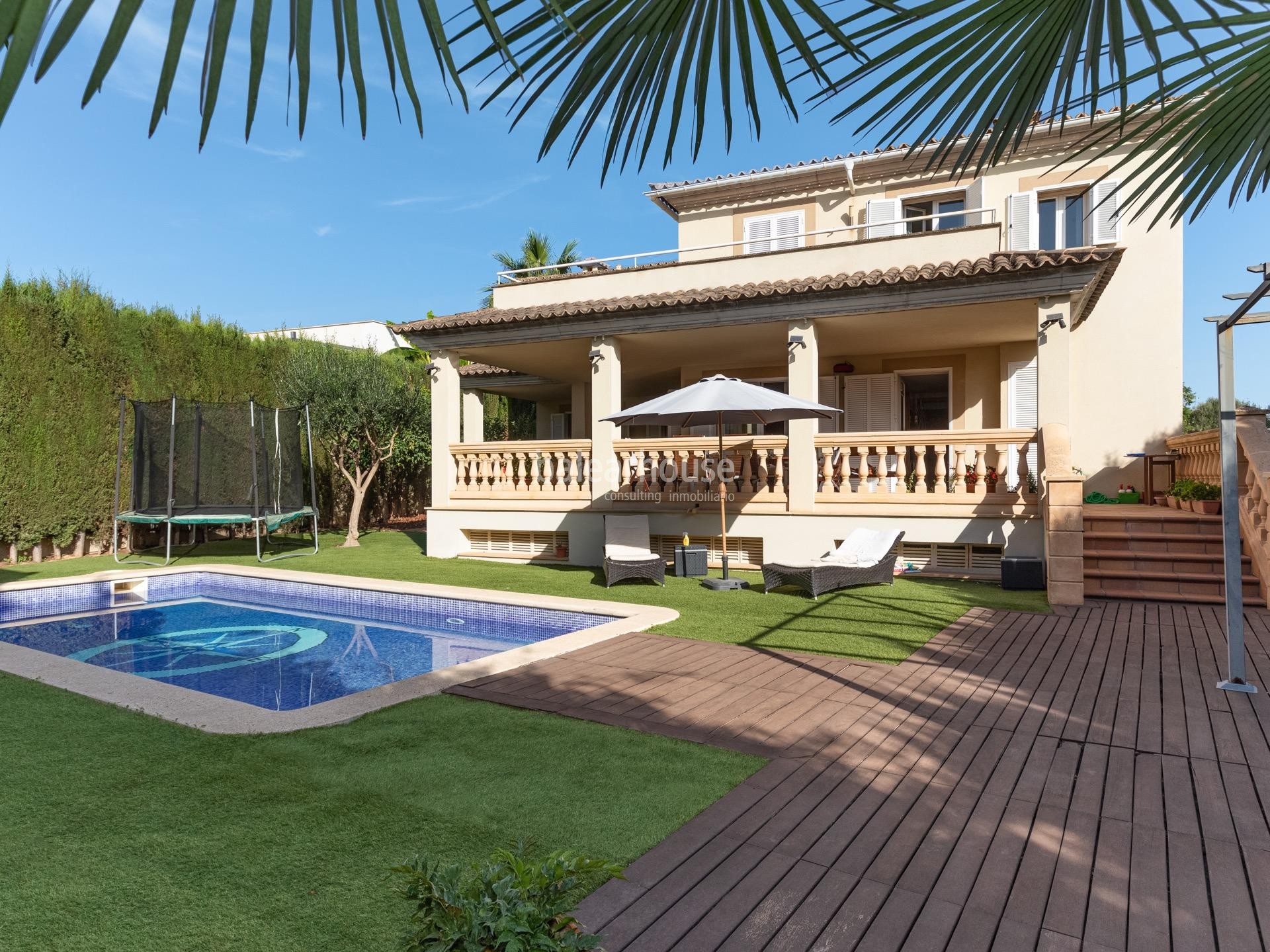 Excellent villa with sunny terraces and private pool situated in a green area close to Son Vida.