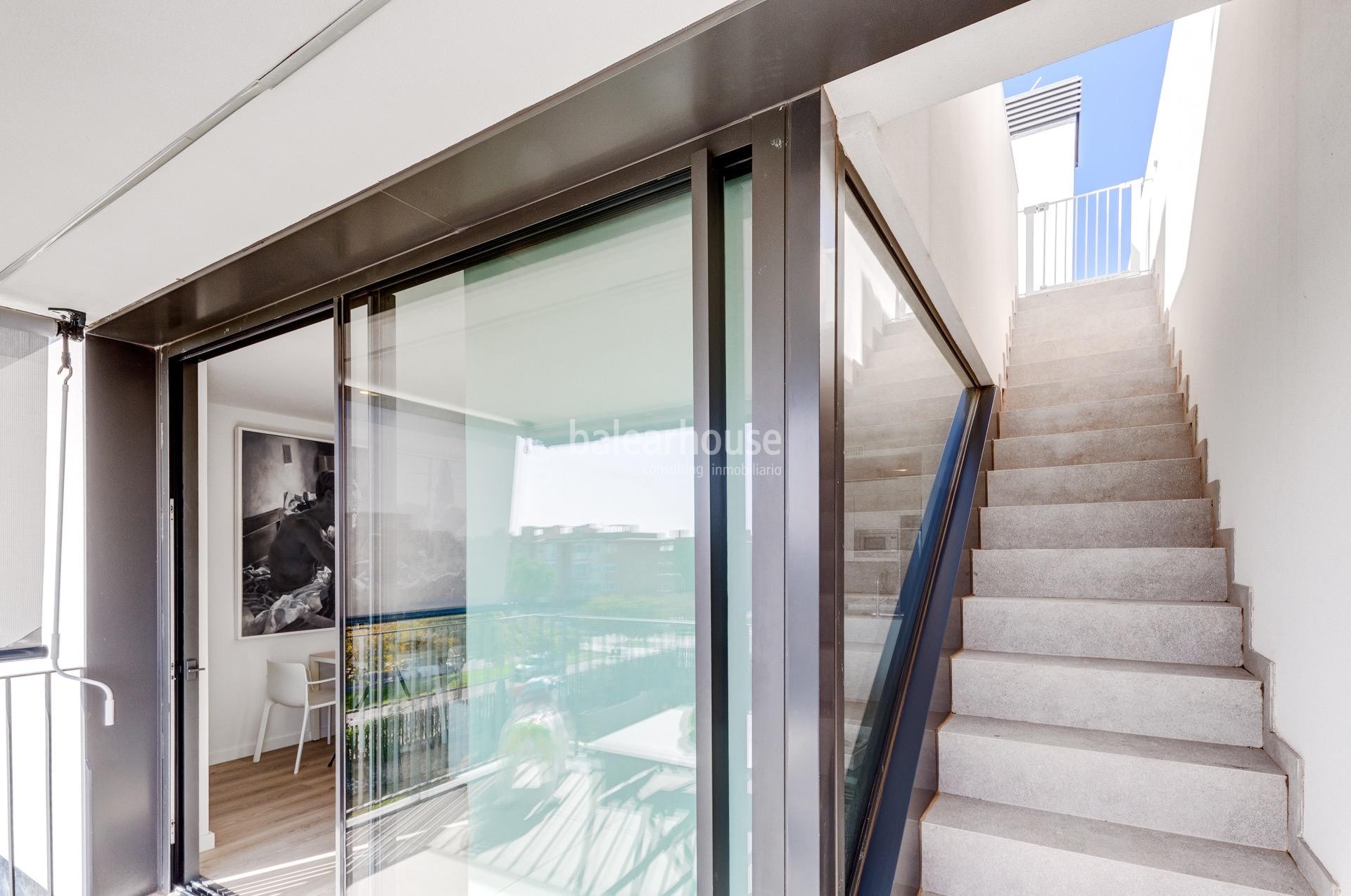 Ausgezeichnetes neues Penthouse in Südlage mit Solarium und privatem Pool in Palma