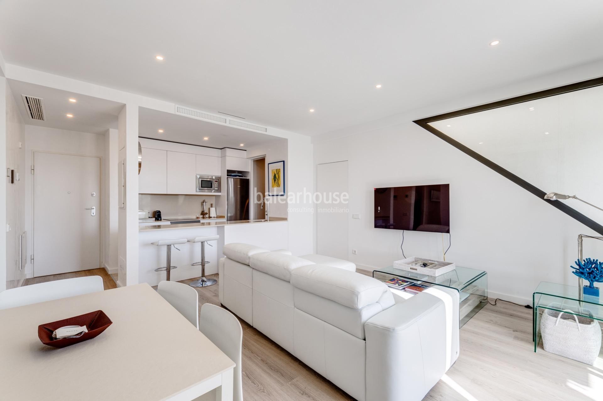 Ausgezeichnetes neues Penthouse in Südlage mit Solarium und privatem Pool in Palma