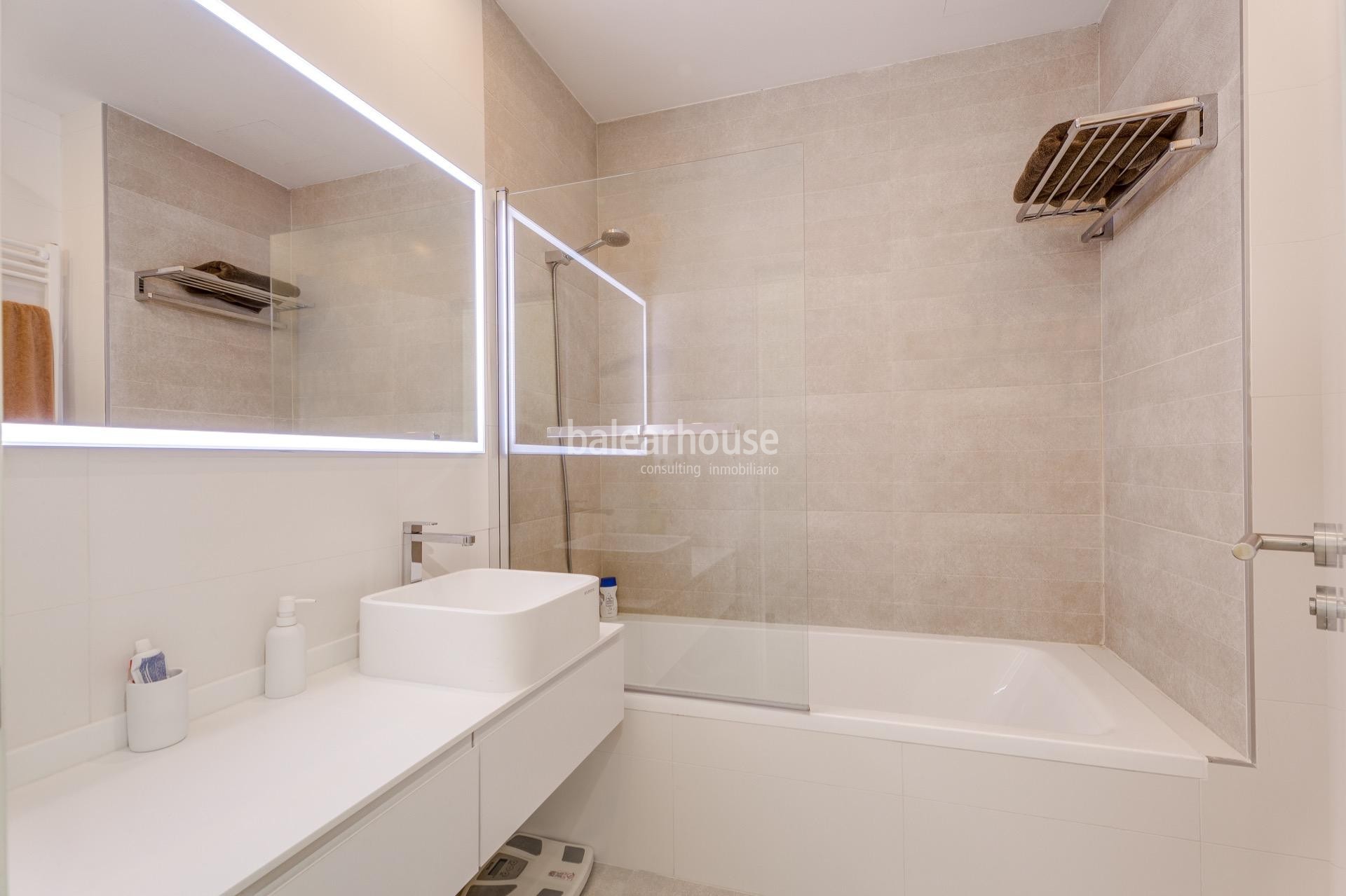 Ausgezeichnetes neues Penthouse in Südlage mit Solarium und privatem Pool in Palma