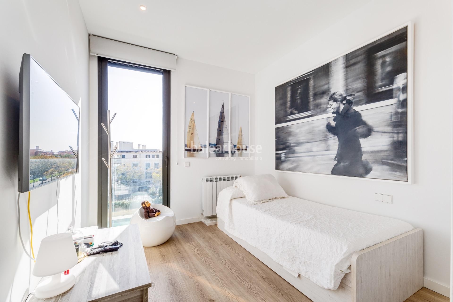 Ausgezeichnetes neues Penthouse in Südlage mit Solarium und privatem Pool in Palma