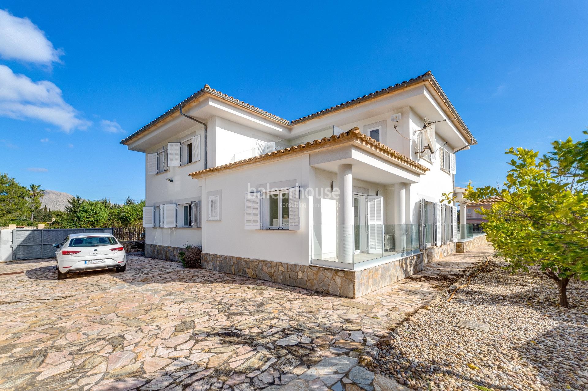 Villa im mediterranen Stil nur wenige Minuten vom Meer entfernt in Puerto Pollensa