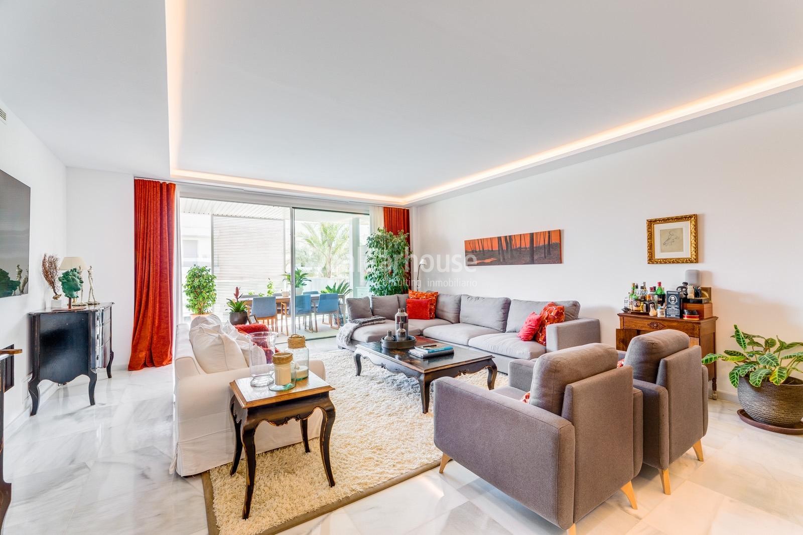 Great flat with high qualities and south orientation in front of the golf course in Palma