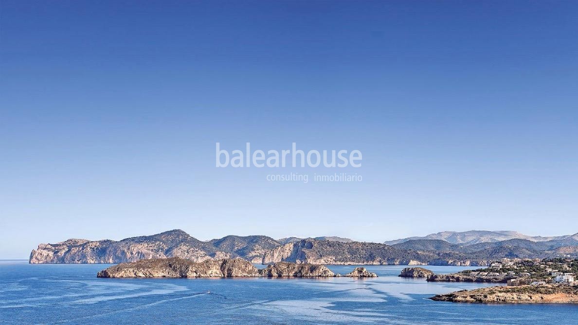 EXCLUSIVA. Espectacular villa frente al mar en Port Adriano; lujo y diseño en su máximo nivel.