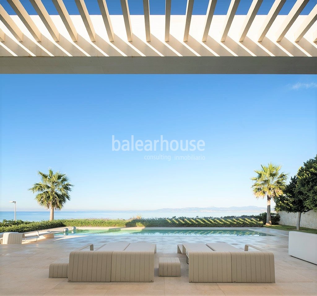 Große moderne Villa direkt am Meer mit Urlaubsgenehmigung und spektakulären Sonnenuntergängen