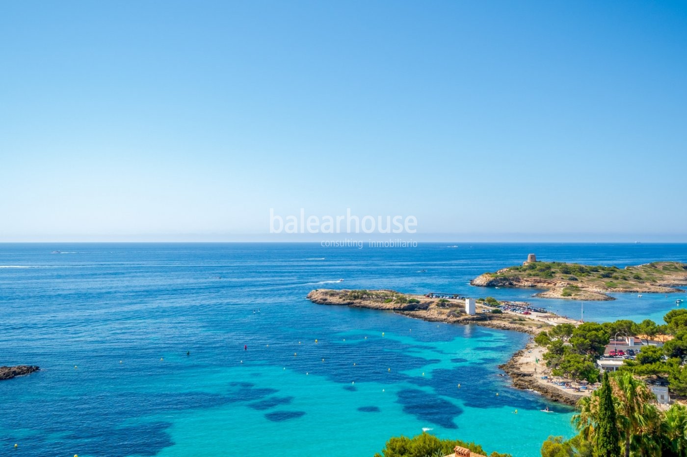 Spectacular penthouse with terrace and pool in Illetas with stunning sea views