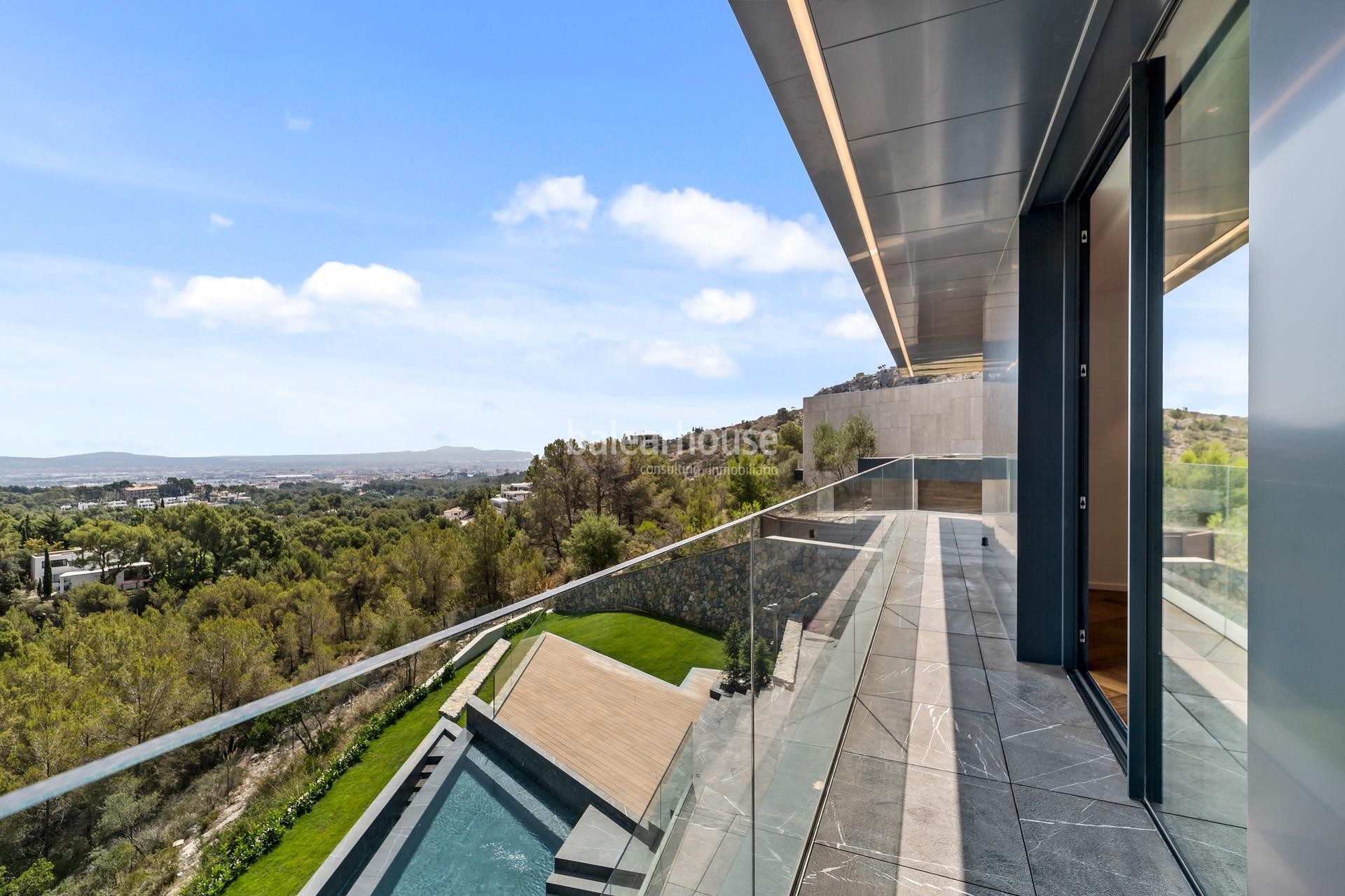 Design and spectacular city views come together in this newly built villa in Son Vida.