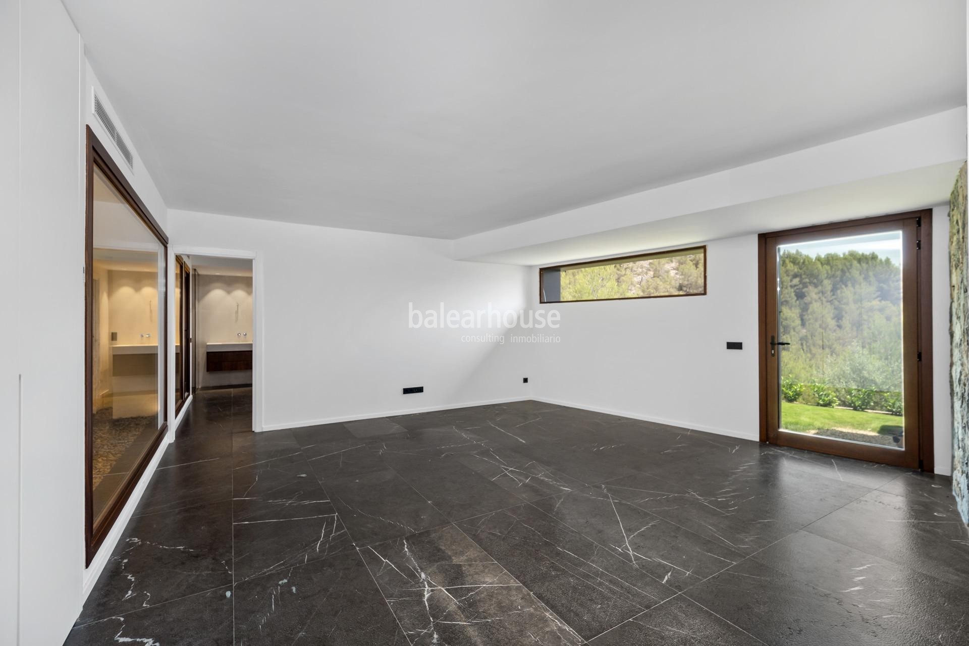 Design and spectacular city views come together in this newly built villa in Son Vida.
