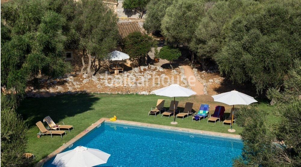 Extensive property with finca, detached villa and house with accommodation in a natural paradise