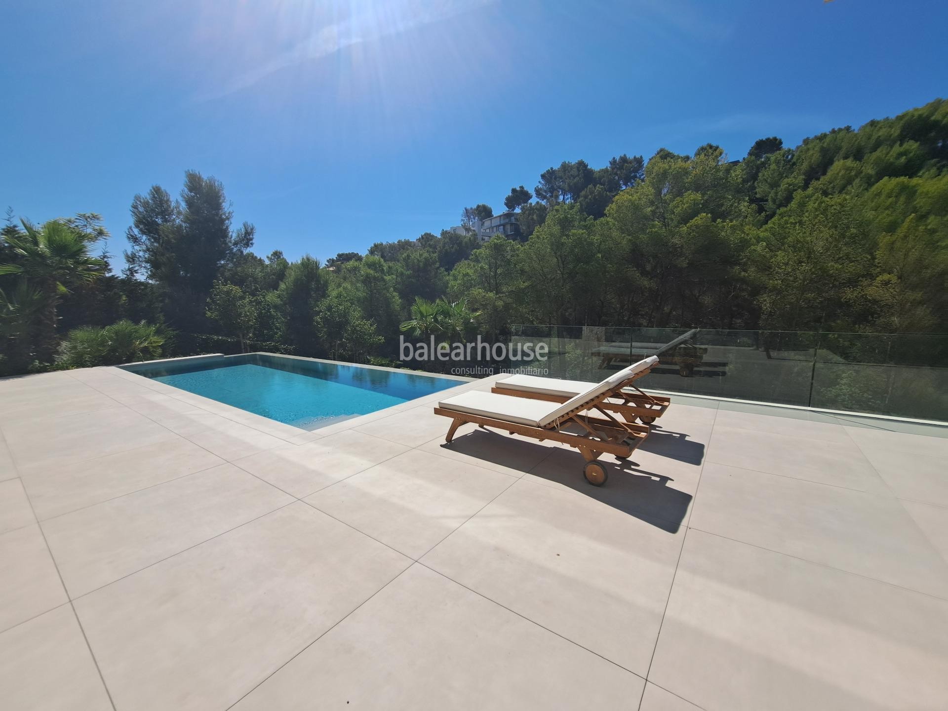 Spectacular new modern villa with beautiful views in Costa den Blanes