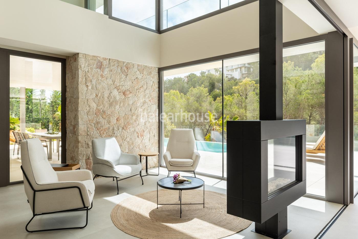 Espectacular villa moderna de obra nueva con bonitas vistas en Costa den Blanes