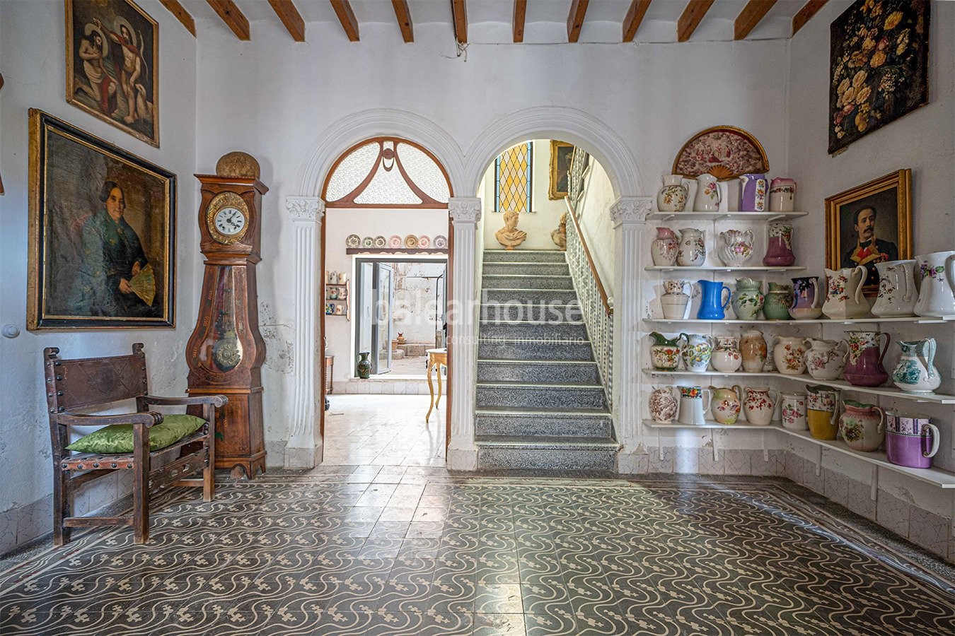 Historic townhouse with great potential in the centre of Andratx