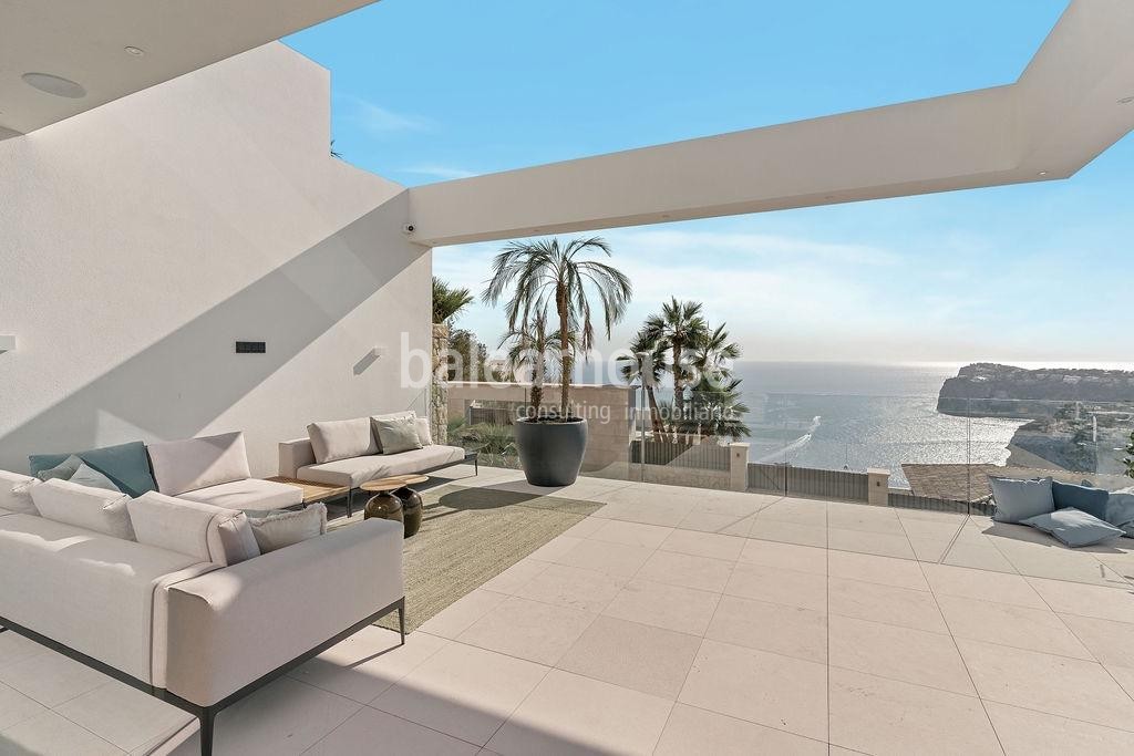 Exklusive Neubauvilla in Cala Llamp mit atemberaubenden Meeresblicken