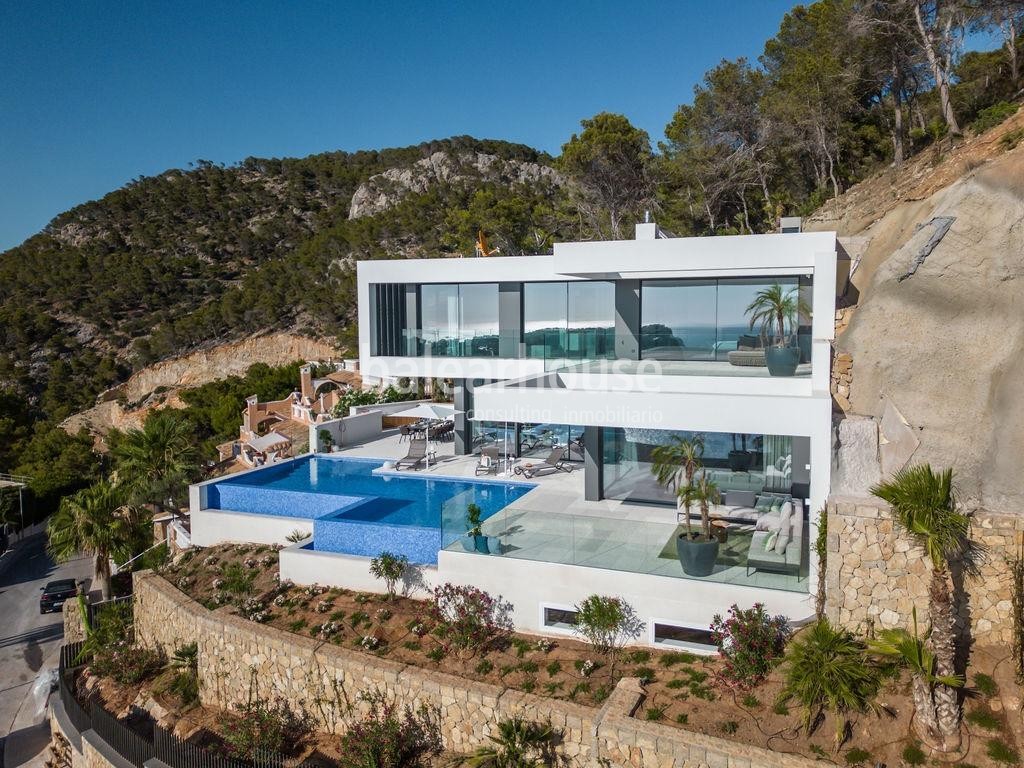 Exklusive Neubauvilla in Cala Llamp mit atemberaubenden Meeresblicken