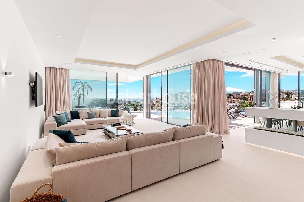 Exklusive Neubauvilla in Cala Llamp mit atemberaubenden Meeresblicken