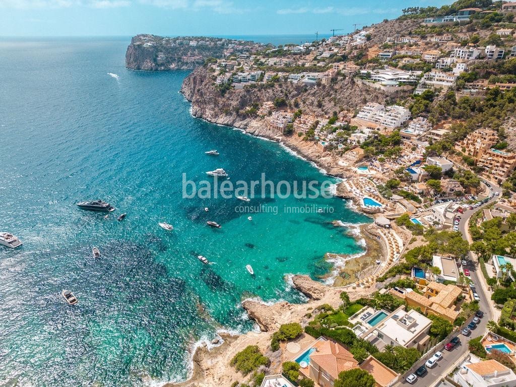 Exklusive Neubauvilla in Cala Llamp mit atemberaubenden Meeresblicken