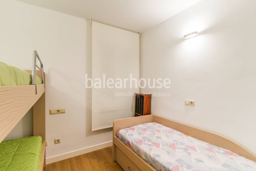 Amplio apartamento totalmente reformado en reconocida comunidad del Paseo Maritimo