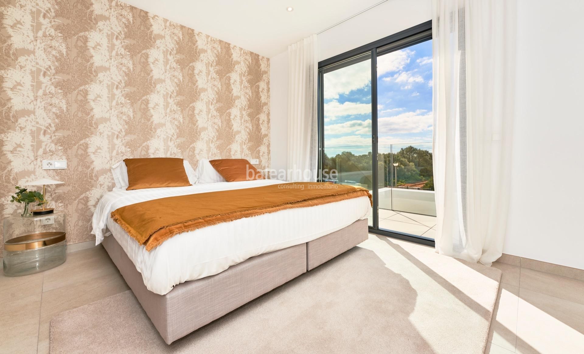 Modern new villas near the beach of Sa Rápita with private garden and swimming pool