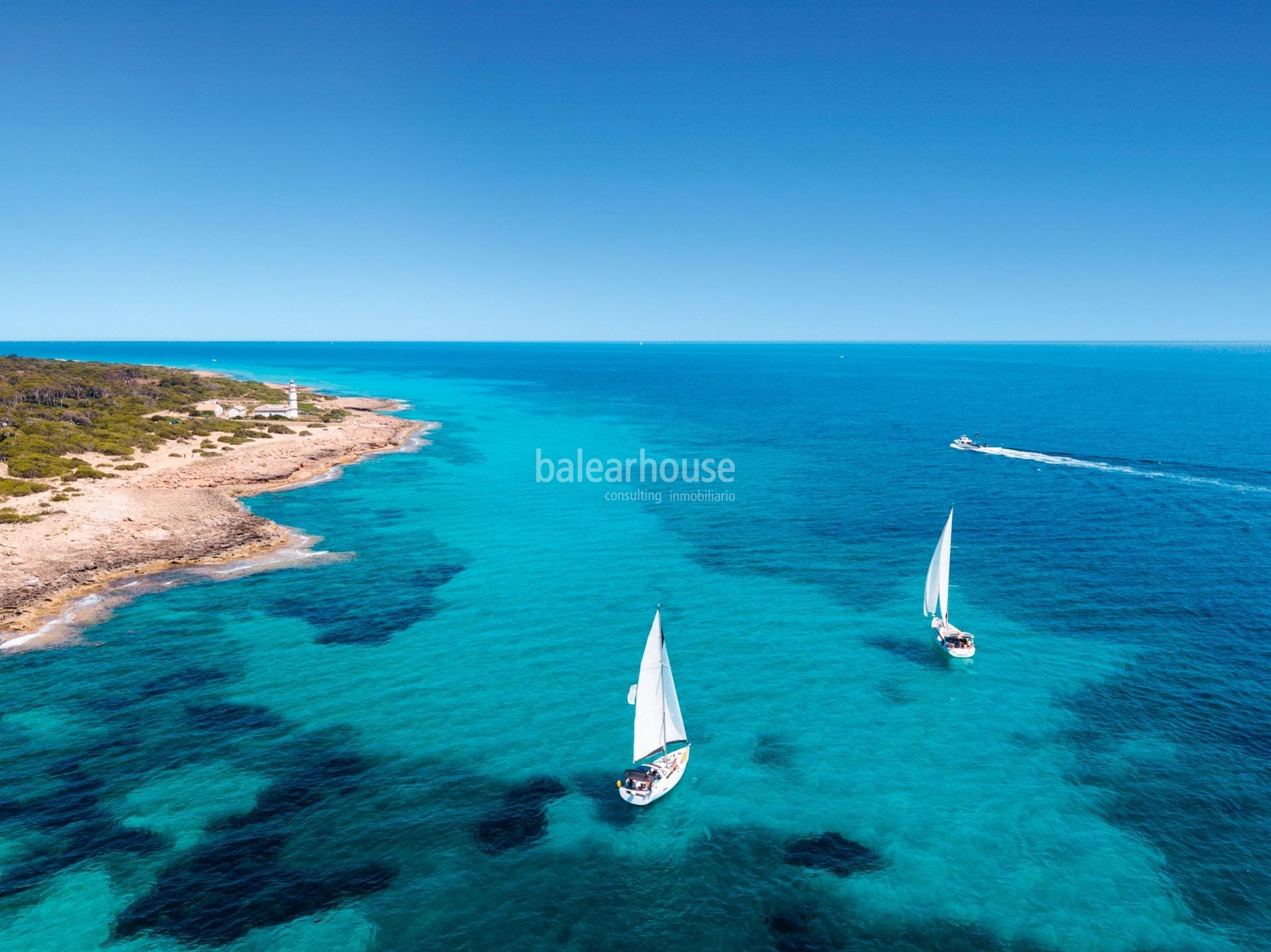 Modern new villas near the beach of Sa Rápita with private garden and swimming pool