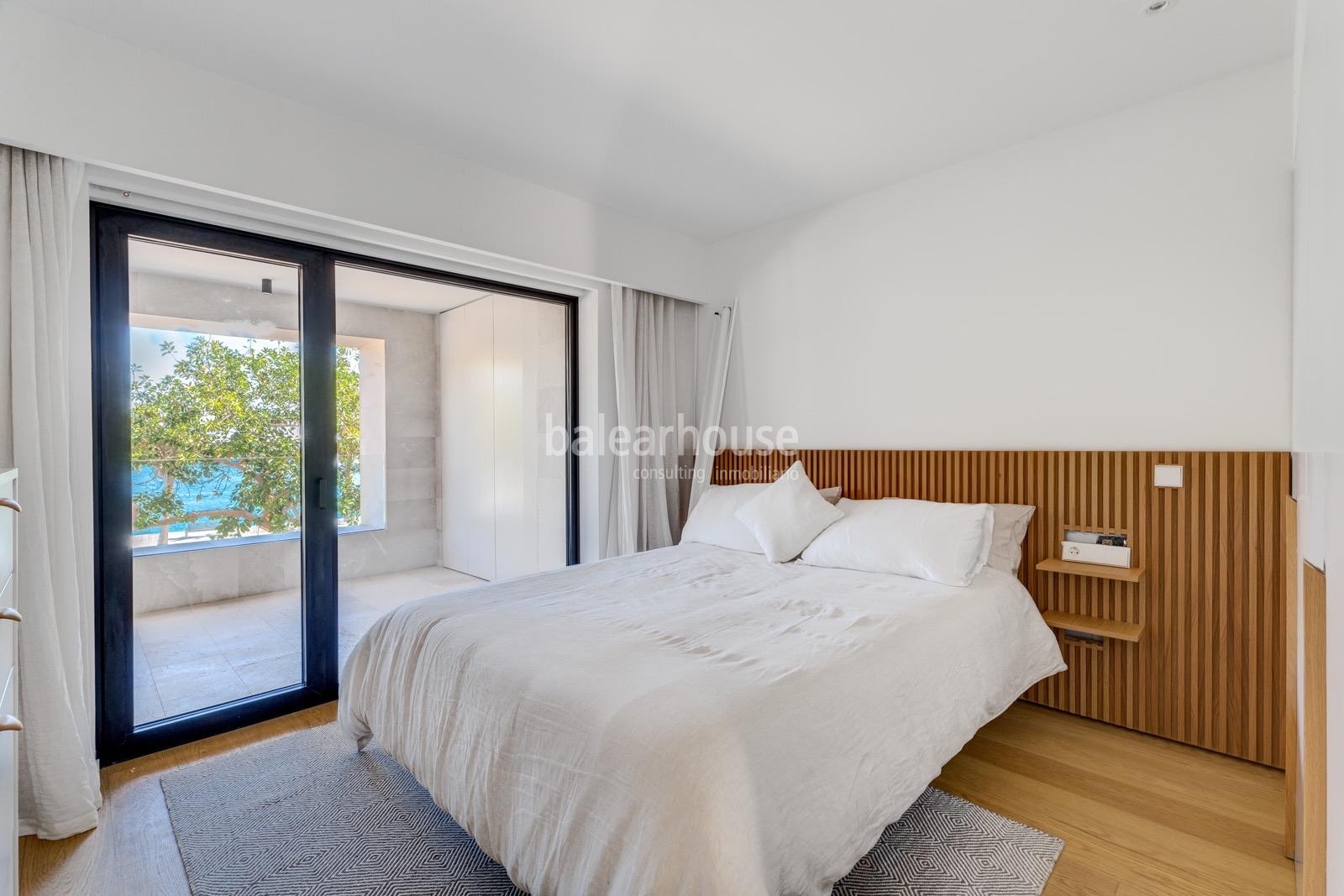 Exclusive new flats on the seafront of Palma where you can live the most contemporary luxury.