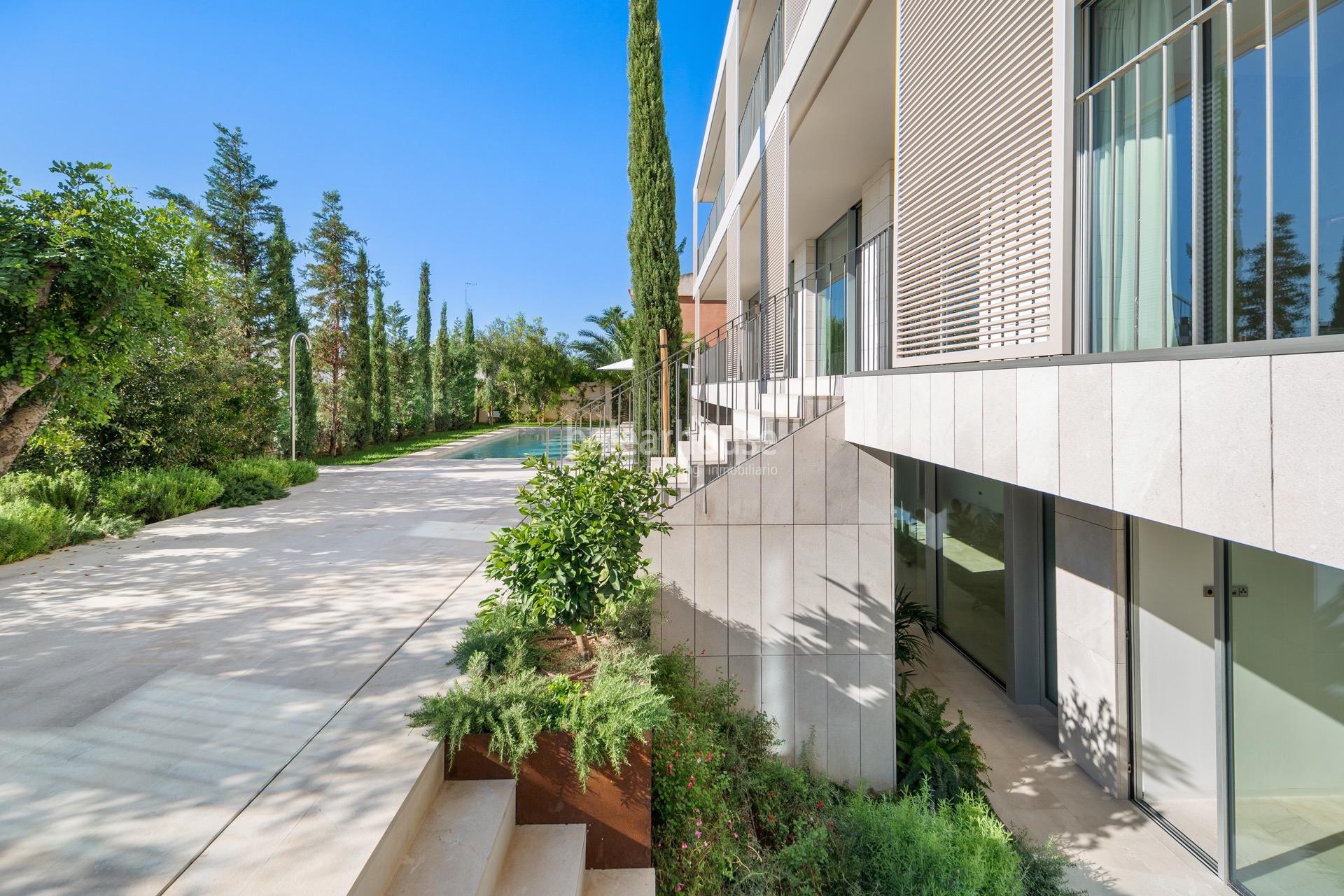 Neue Villa mit modernem Design, hoher Qualität und Meerblick in der Gegend von Bonanova.