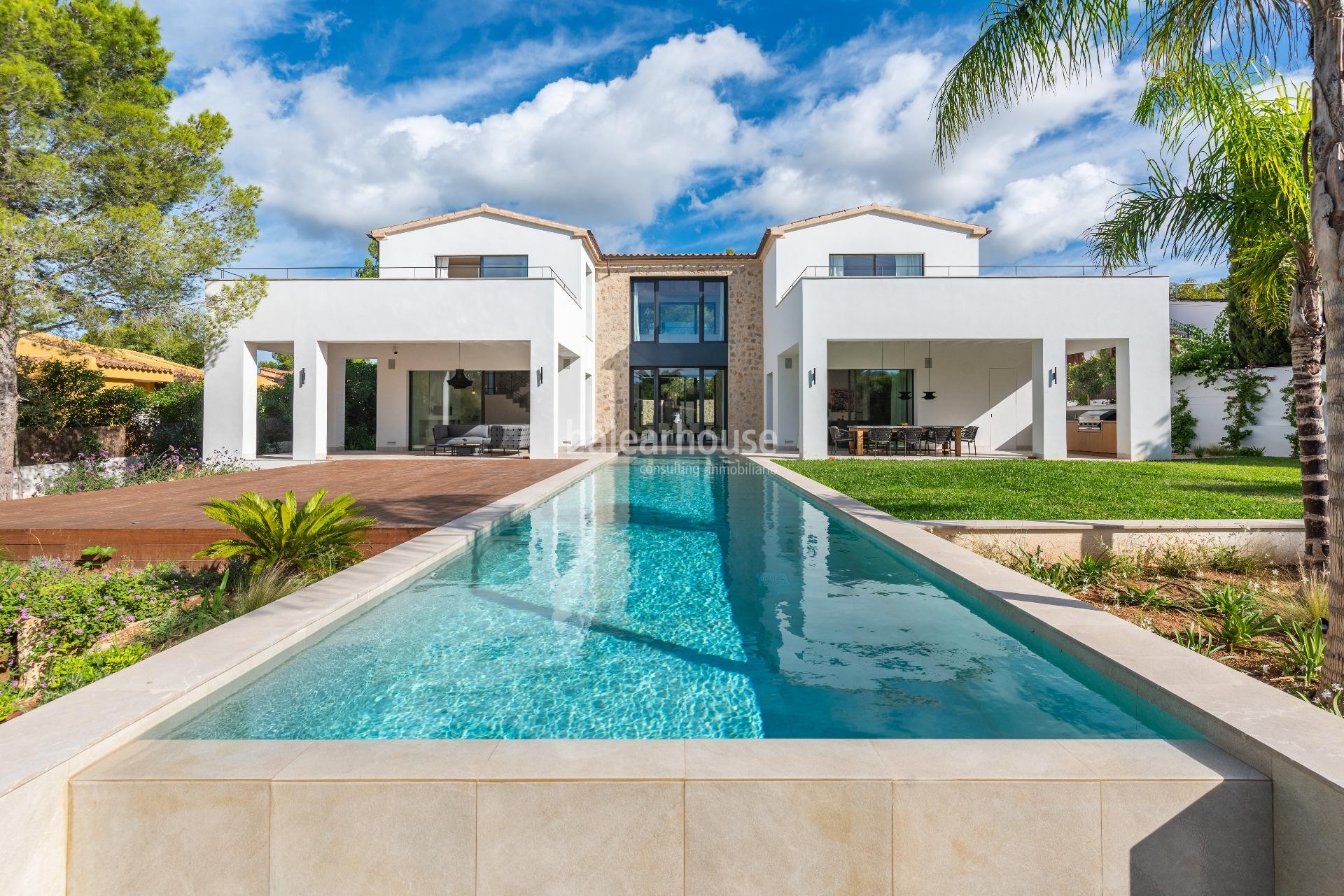 Elegante neugbau Villa mit schönem Garten in Nova Santa Ponsa