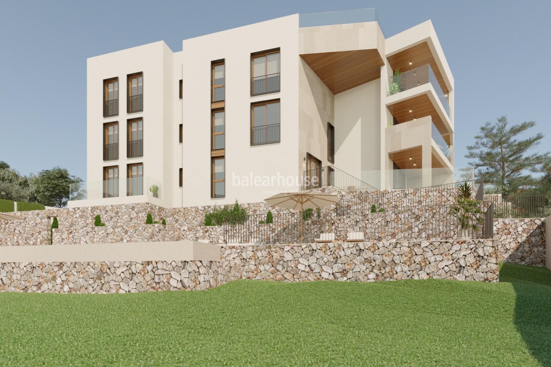 Quality and design in this new ground floor project close to the sea in Cala Mayor