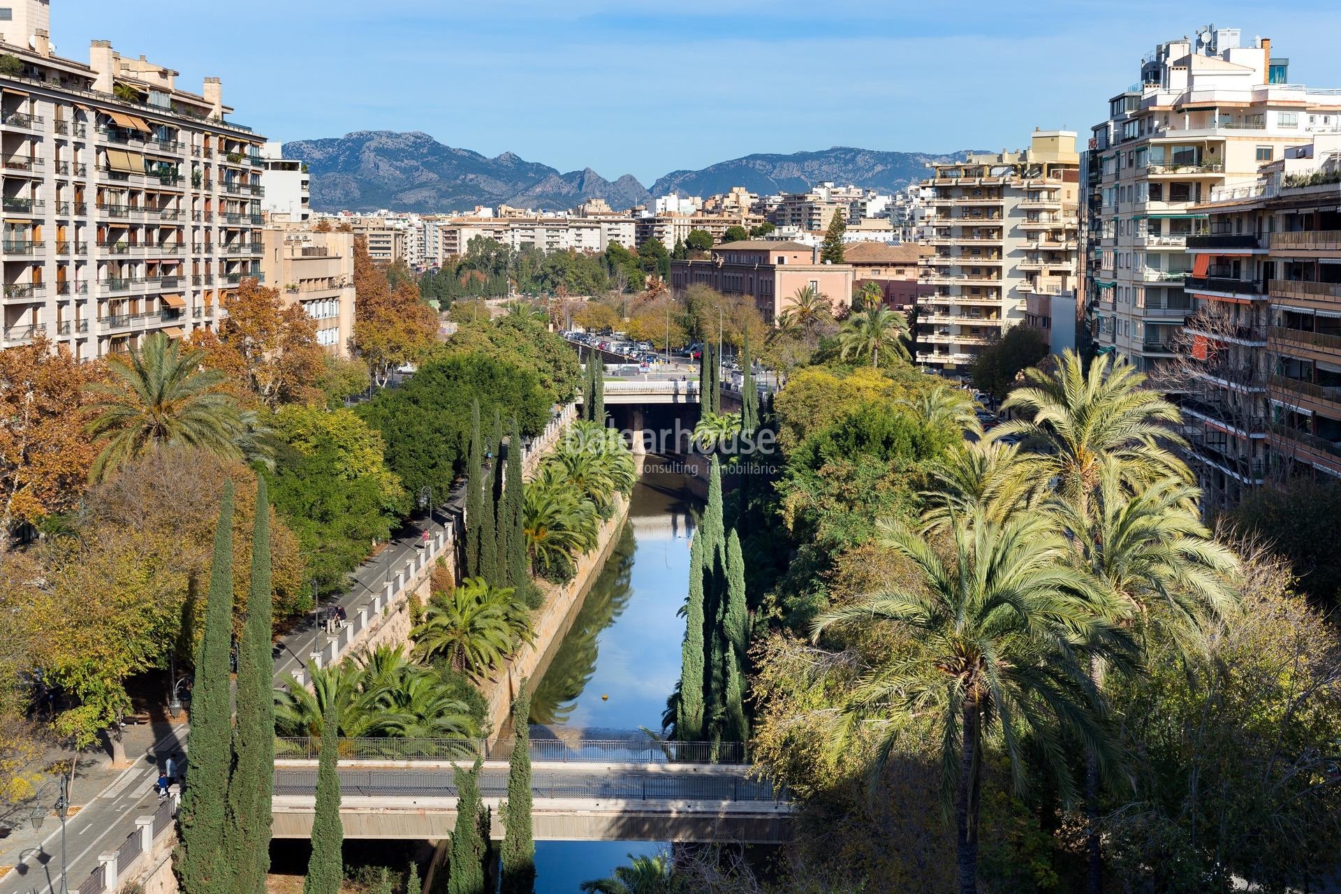 Large light-filled flat with terraces and spectacular views in Paseo Mallorca