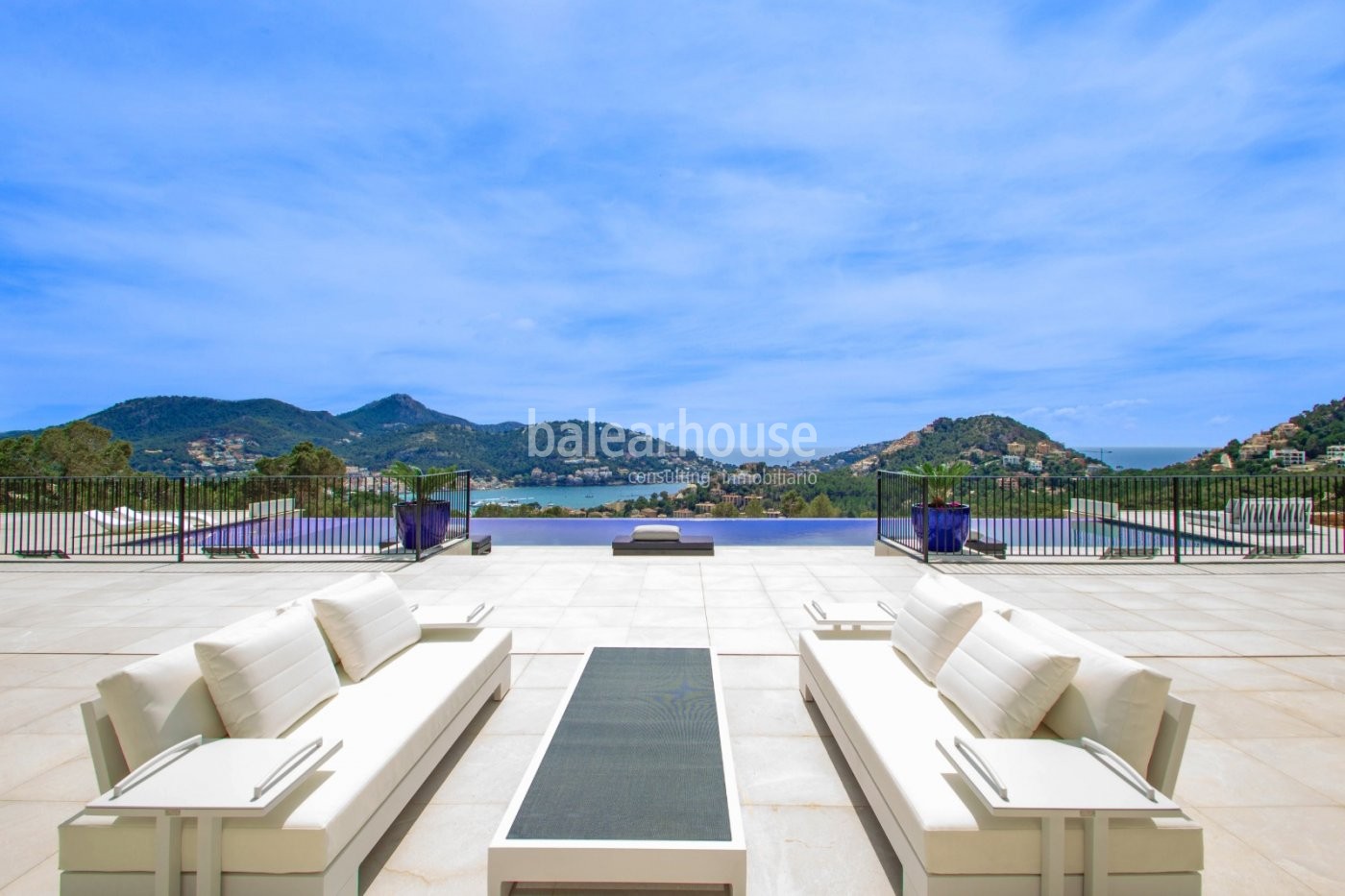 Außergewöhnliche Finca mit Blick auf das Meer und Puerto de Andratx