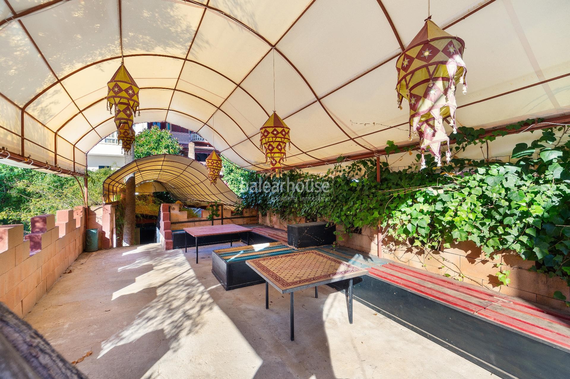 Einzigartiges traditionelles mallorquinisches Haus mit Hotelpotenzial in El Terreno