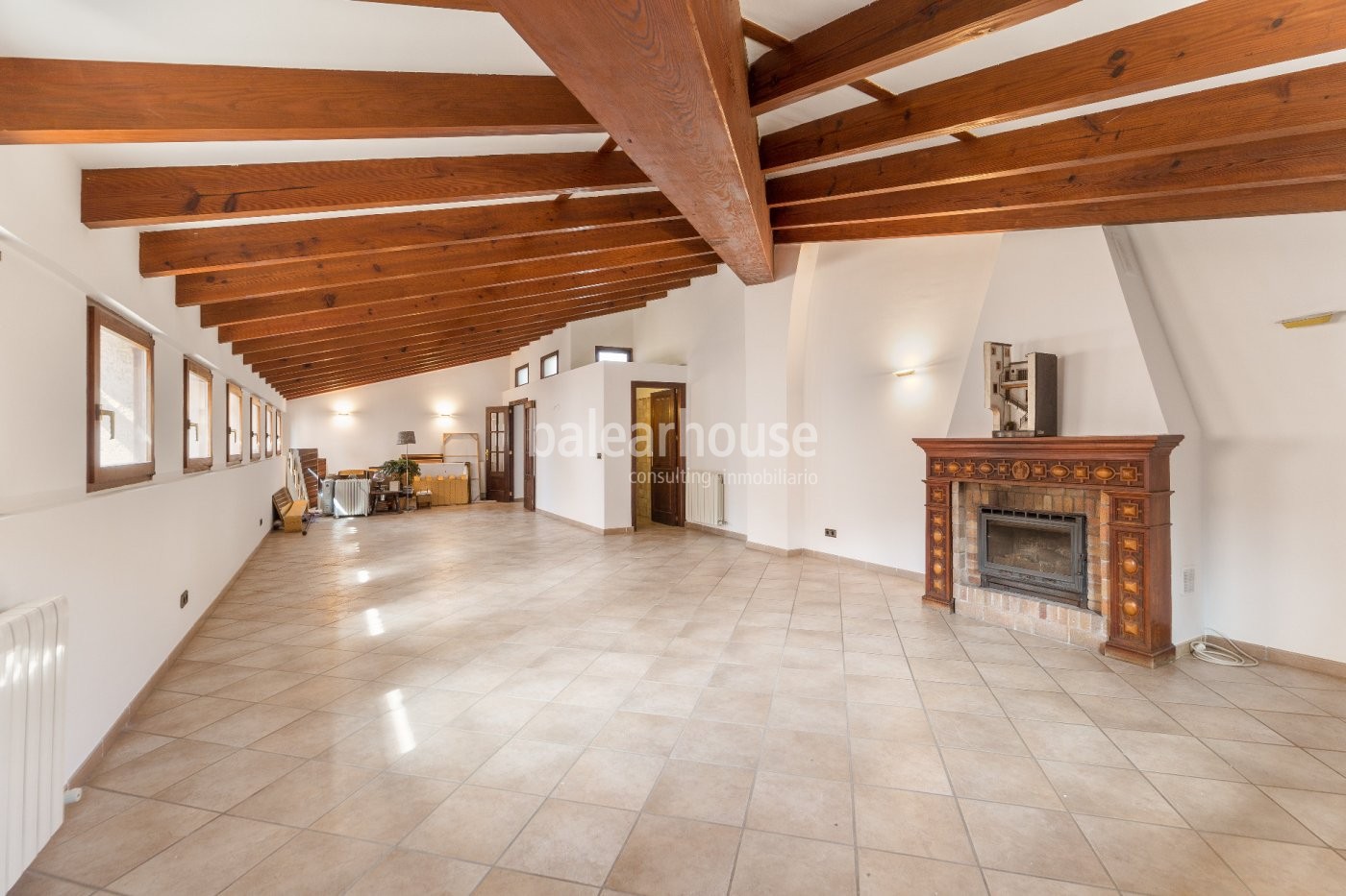 Excelente y luminoso ático en un edificio señorial dentro del bonito casco histórico de Palma