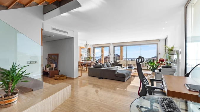 Magnificent villa in Porto Cristo with stunning sea views next to beautiful coves