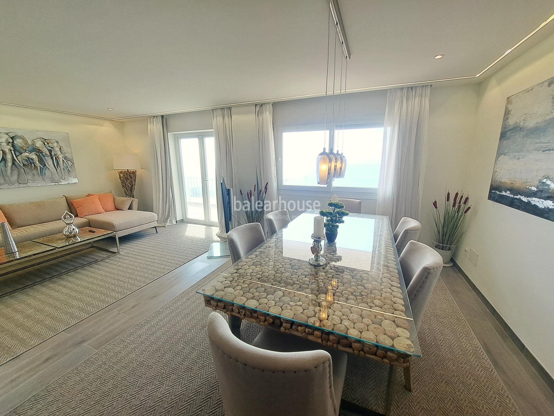 Renovated flat with large terrace and spectacular sea views, just a few steps from the beach.